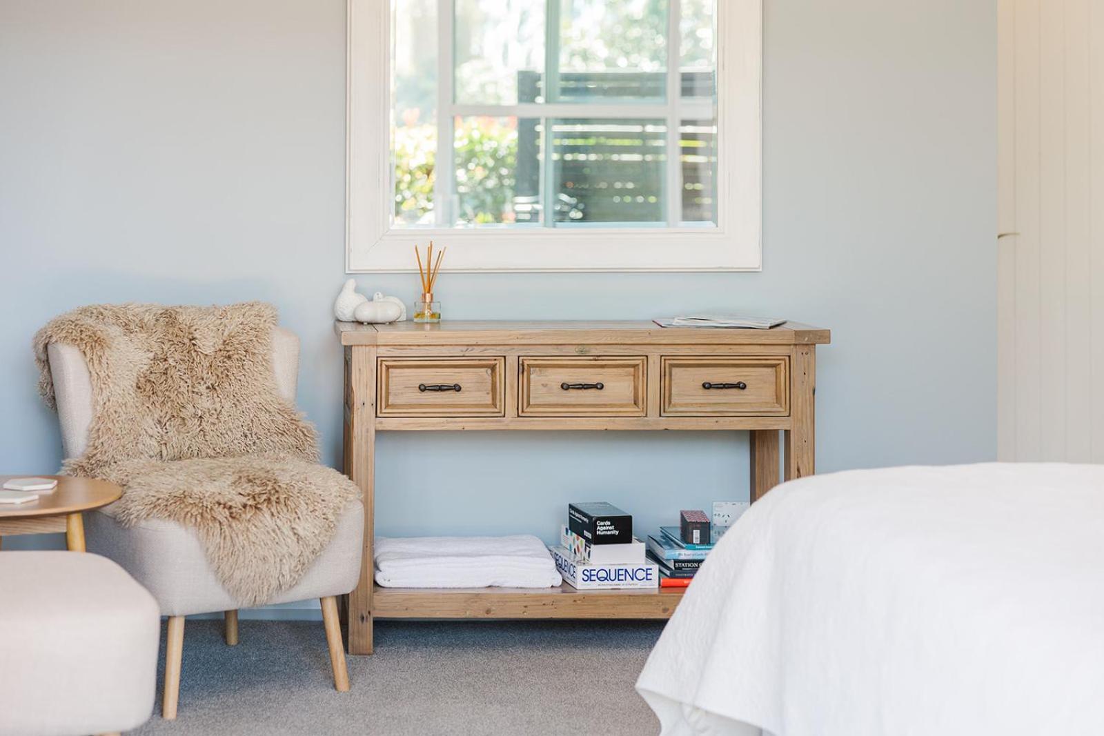 Revive On Oakview Boutique Beauty And Accommodation Ashburton Exterior foto